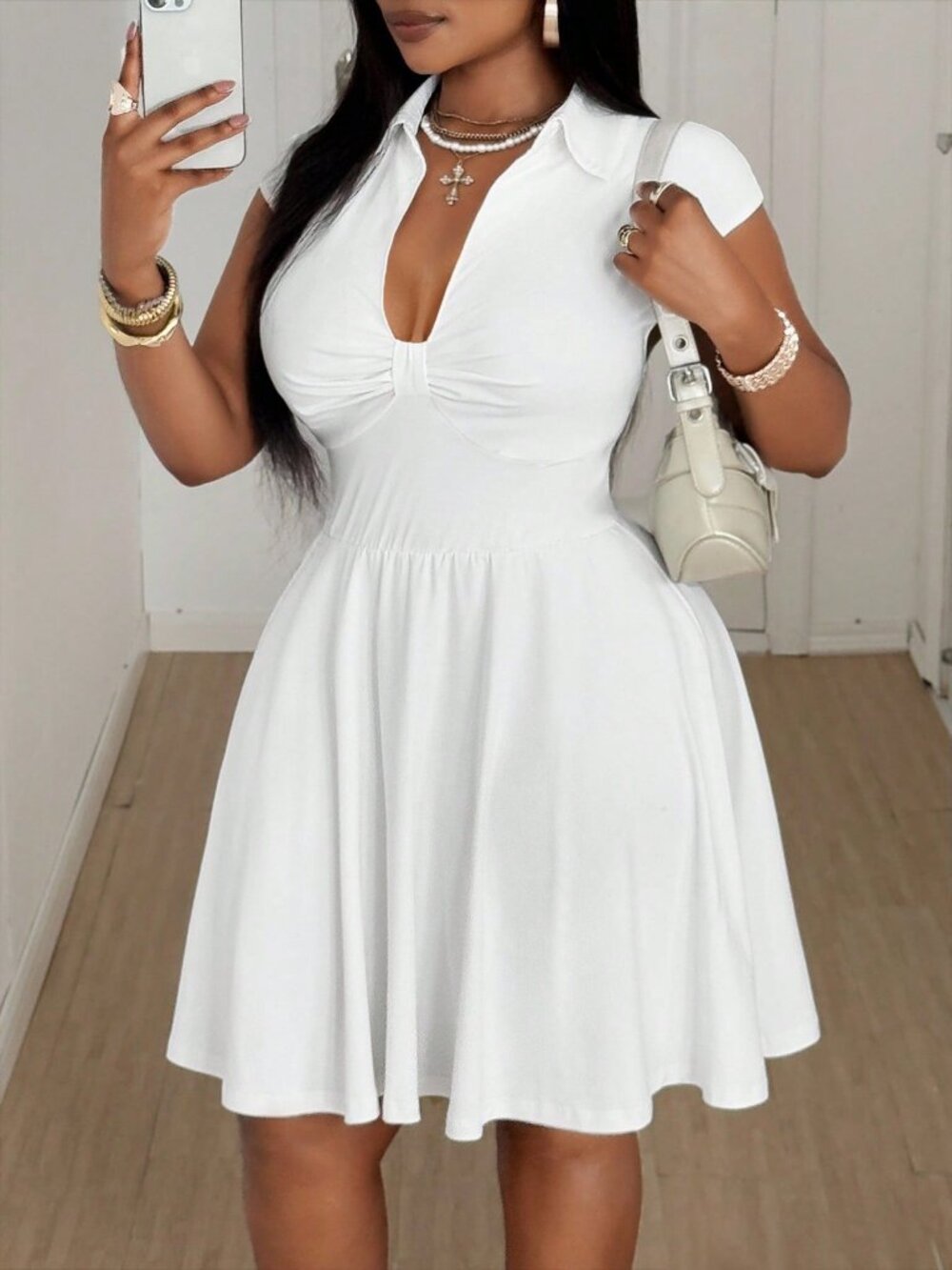 White Casual Women's Plus Size V-Neck Ruched Bust Short Sleeve mini Dress - Picture 2 of 6